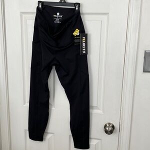 Velocity women’s black leggings size medium